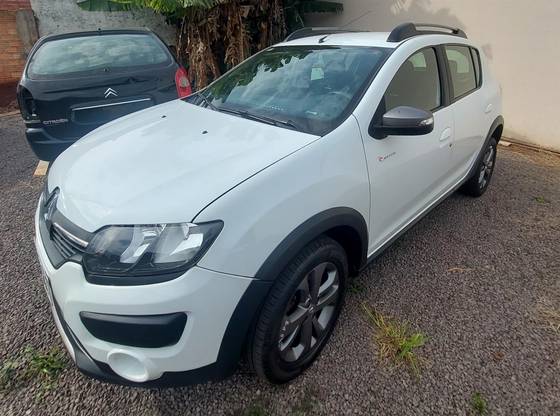 RENAULT SANDERO 1.6 STEPWAY RIP CURL 8V FLEX 4P MANUAL
